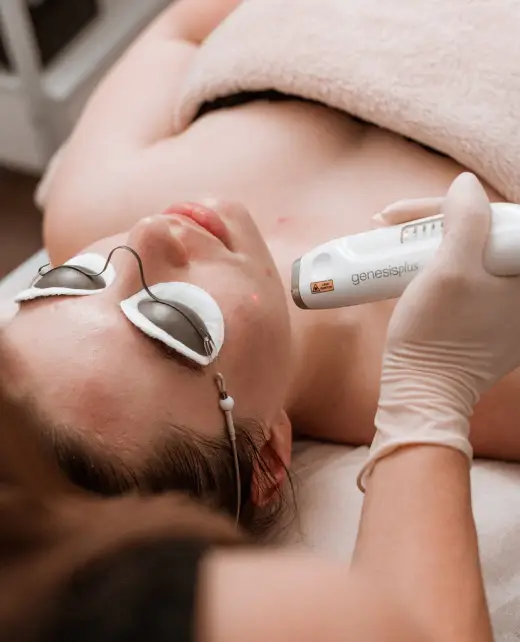 Non-invasive laser treatment in Hyderabad to reduce enlarged pores for smoother skin.